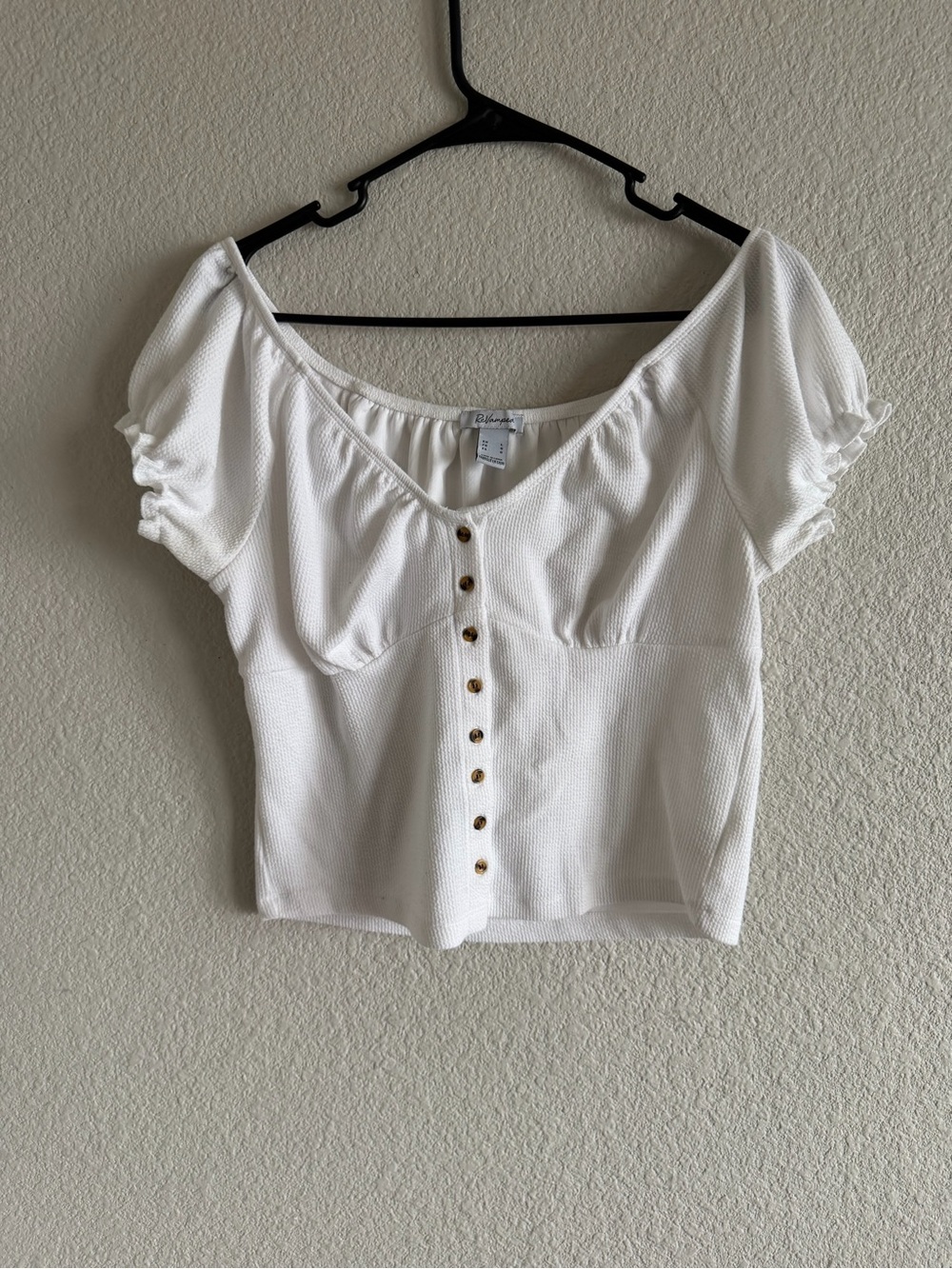 Revamped White Button-Front Puff Sleeve Crop Top